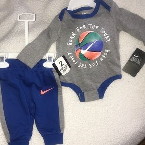 6 mo NWT Nike boys 2 piece set